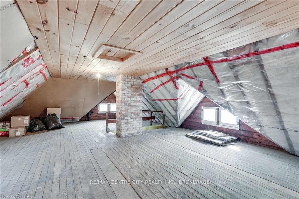 60 MITCHELL Street photo 36