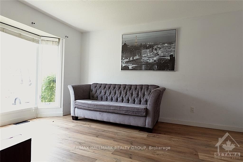 2008 GREENVALE Lane photo 3