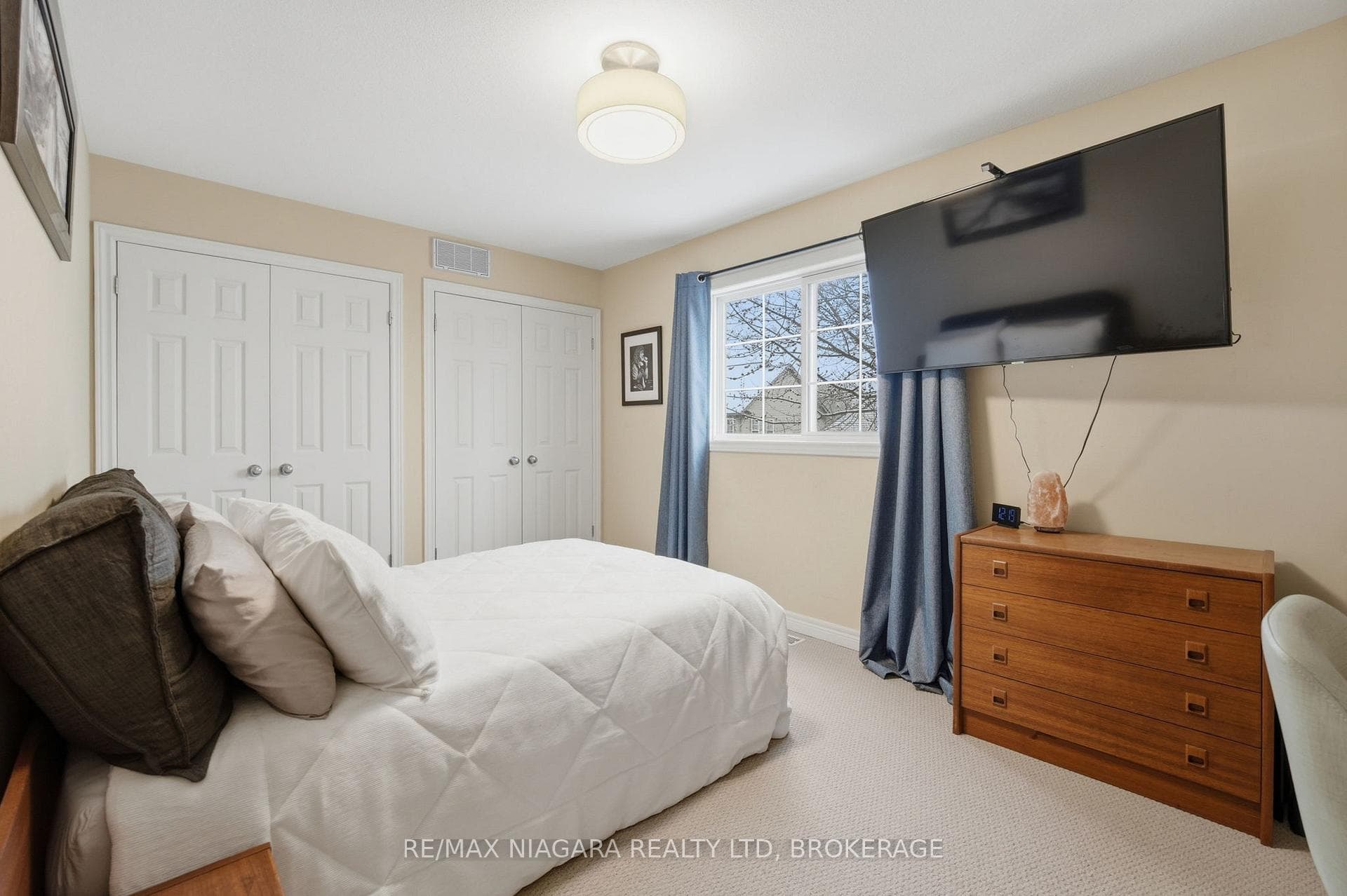 41 Frontier Drive photo 26