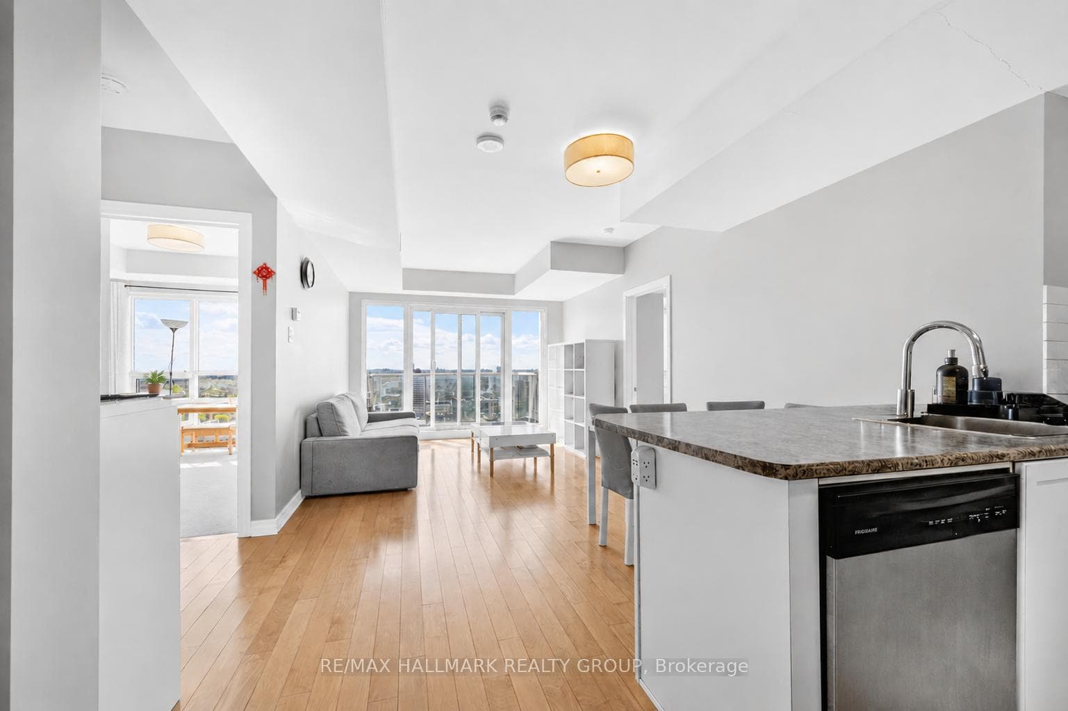 195 Besserer Street Unit 2602 photo 5