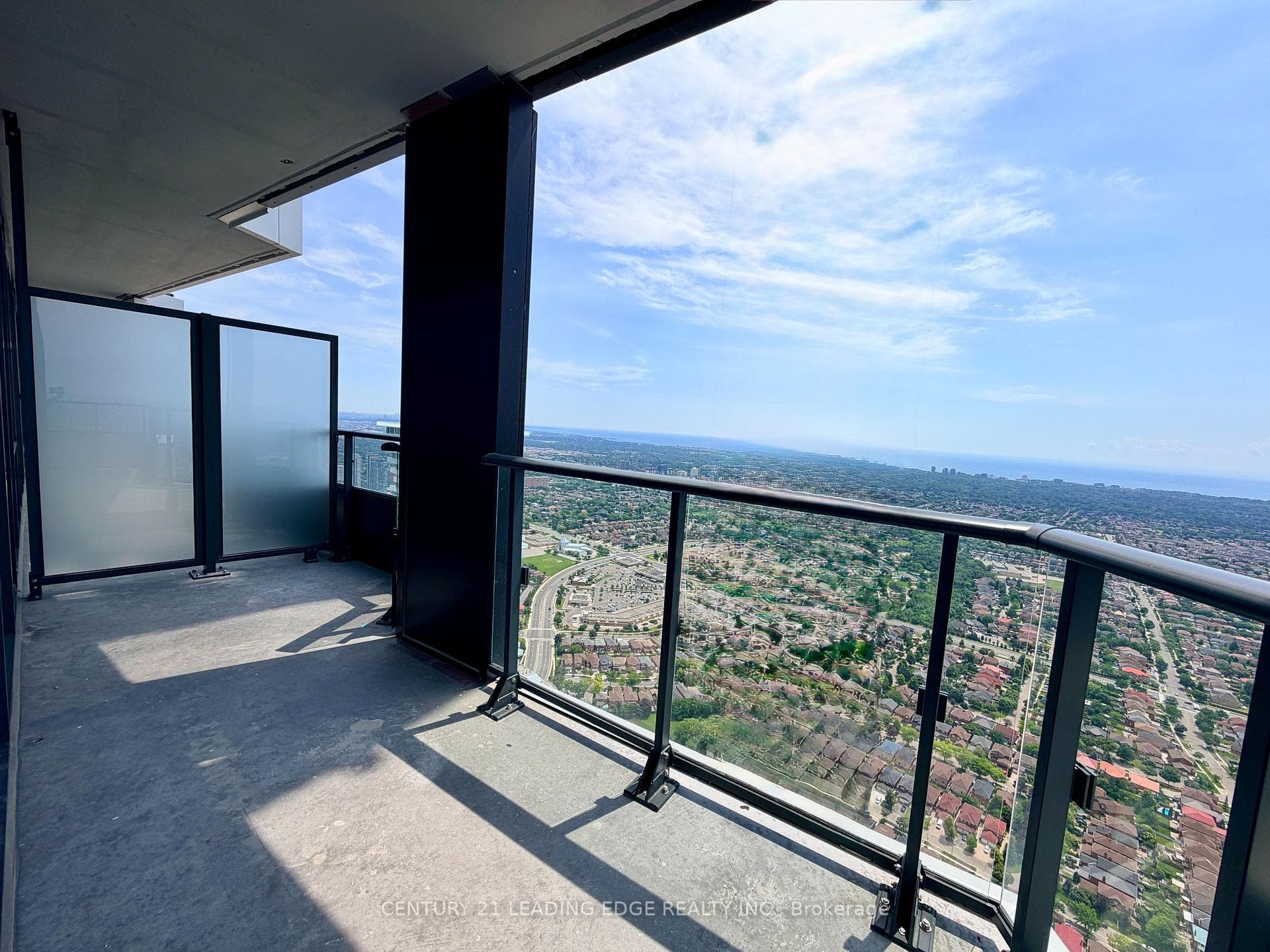 Walkout Balcony (South View)