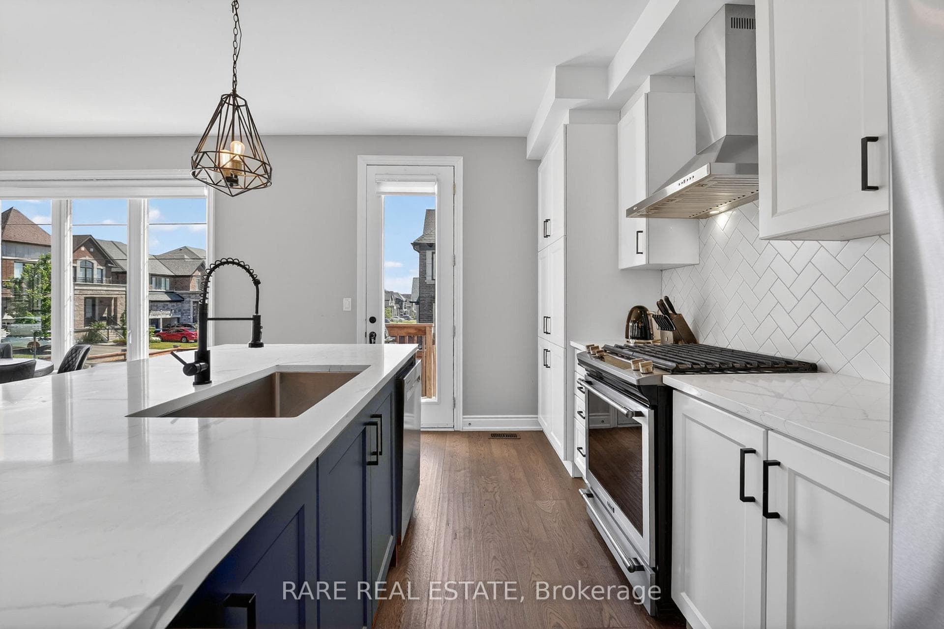 2141 Wilson Street photo 17