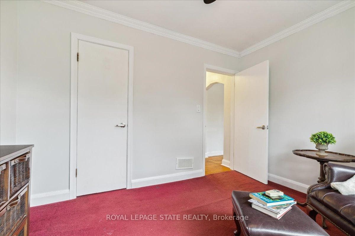 276 West 2nd Street photo 23