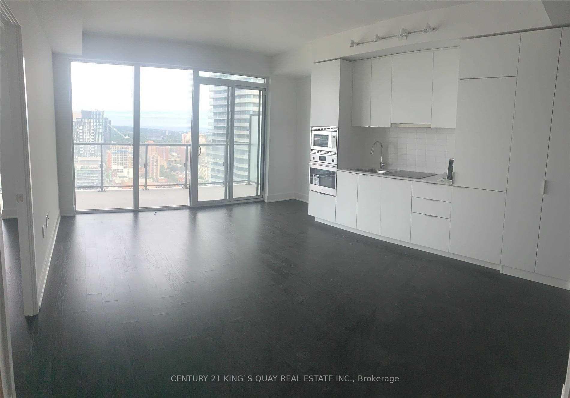 955 Bay Street Unit 3401 photo 2