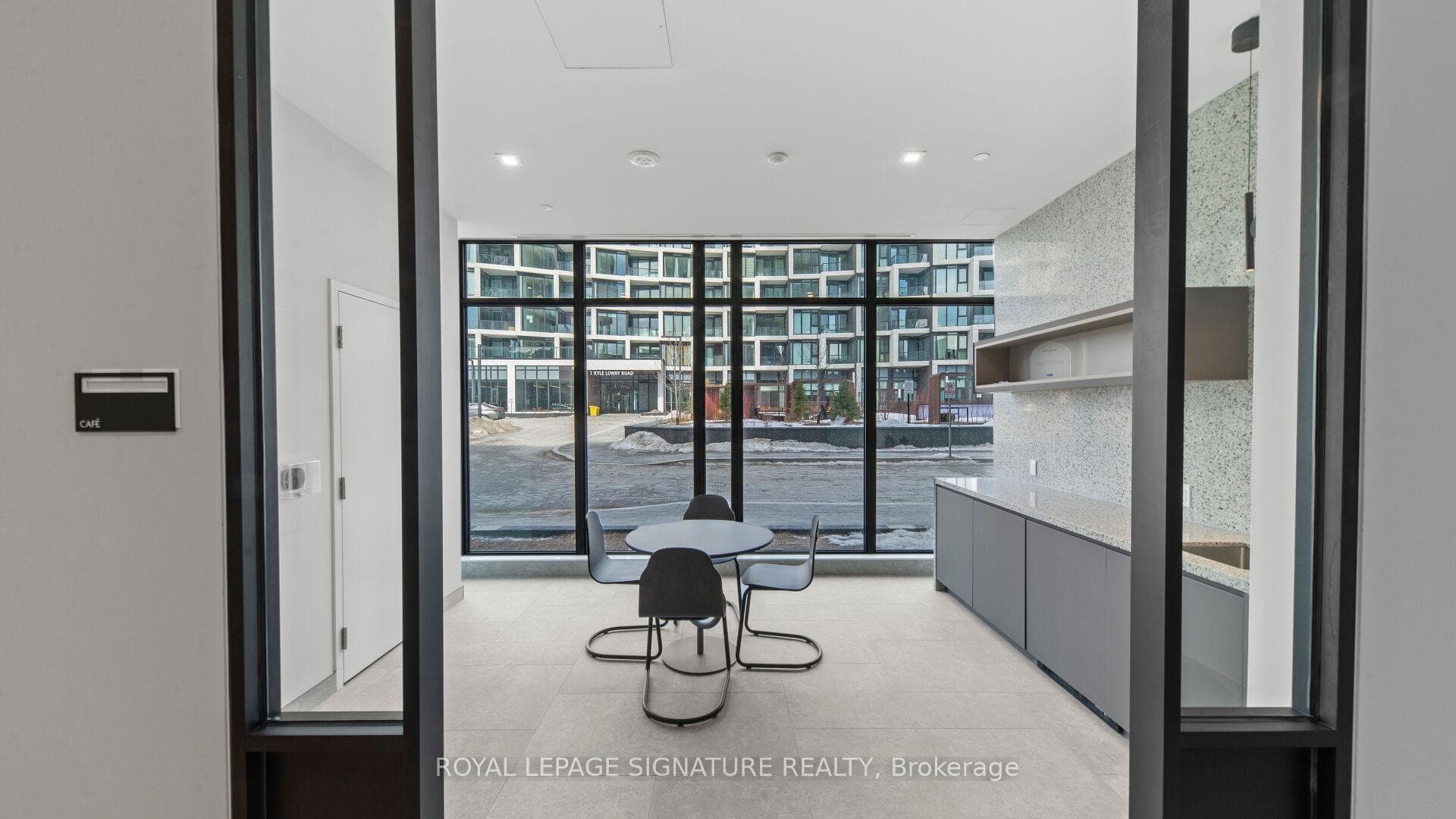 1 Quarrington Lane Unit 1804 photo 33
