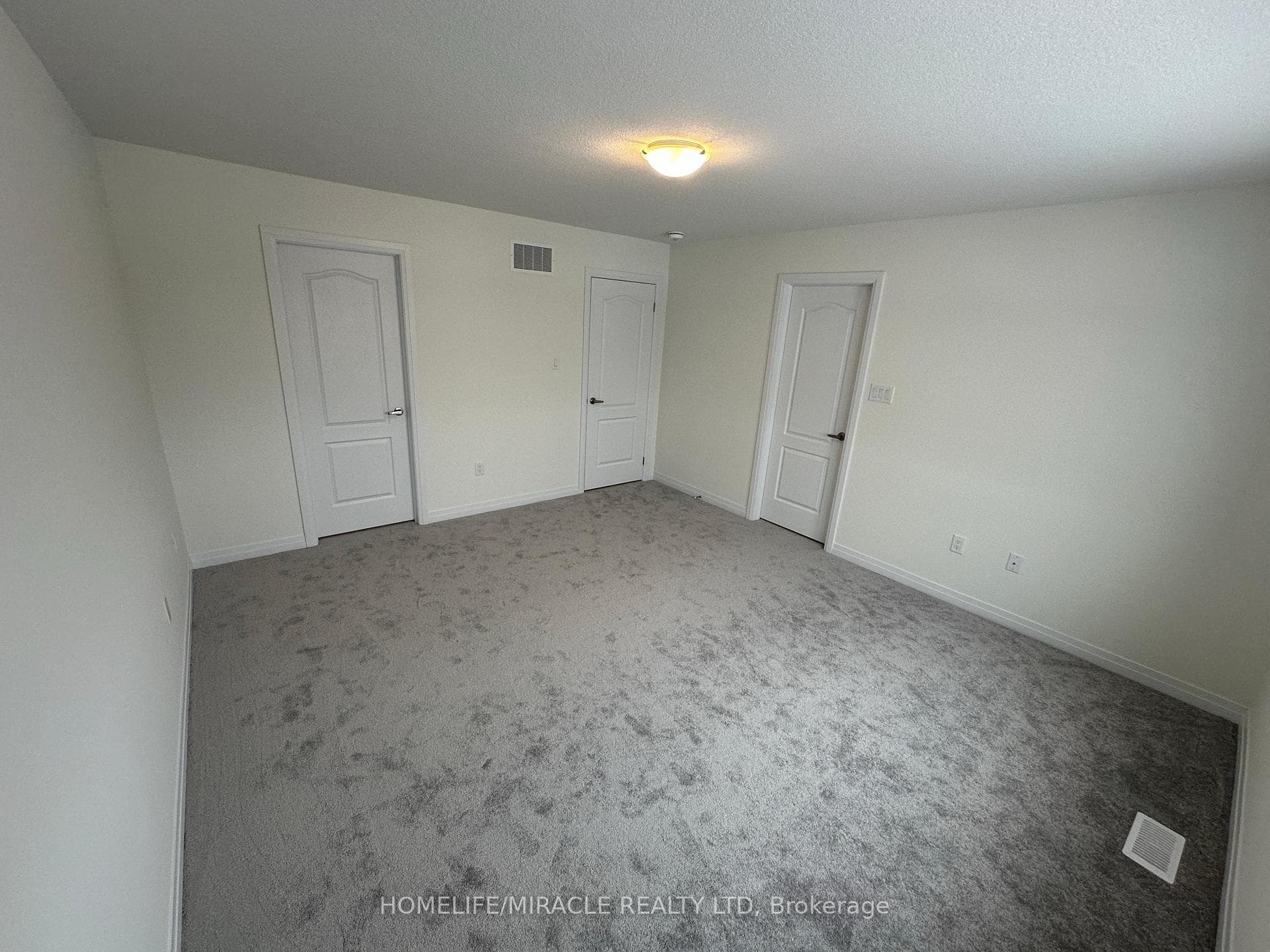 262 Port Crescent photo 22