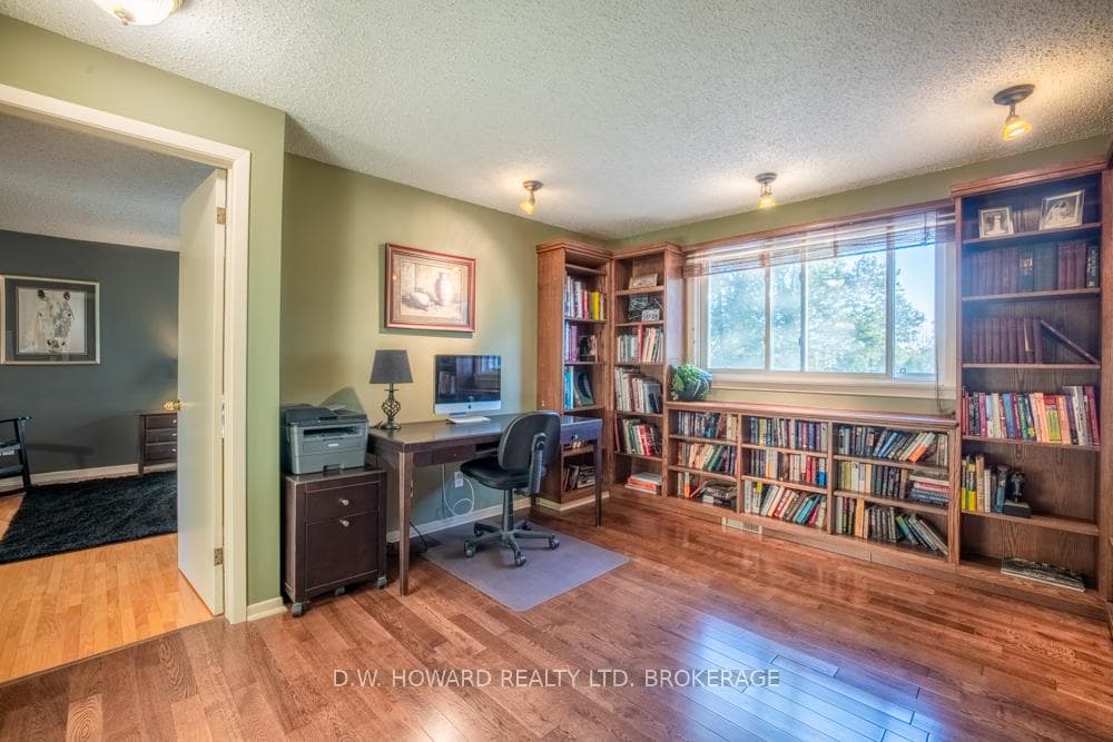 2264 Shisler Road photo 17