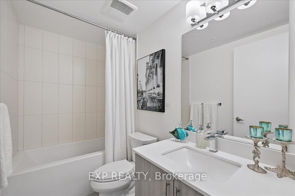 550 North Service Road Unit 707 photo 15