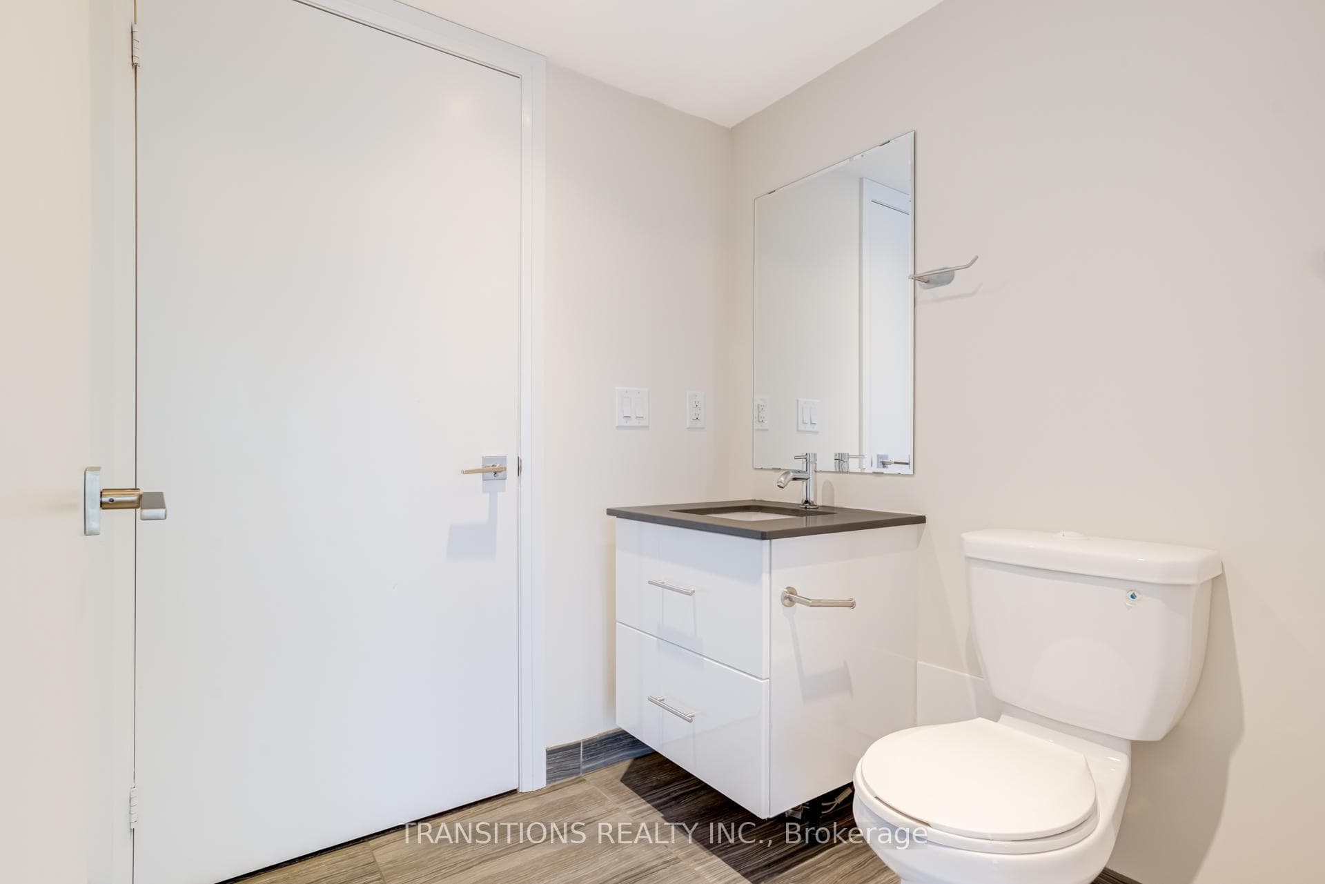 565 Wilson Avenue Unit W909 photo 24