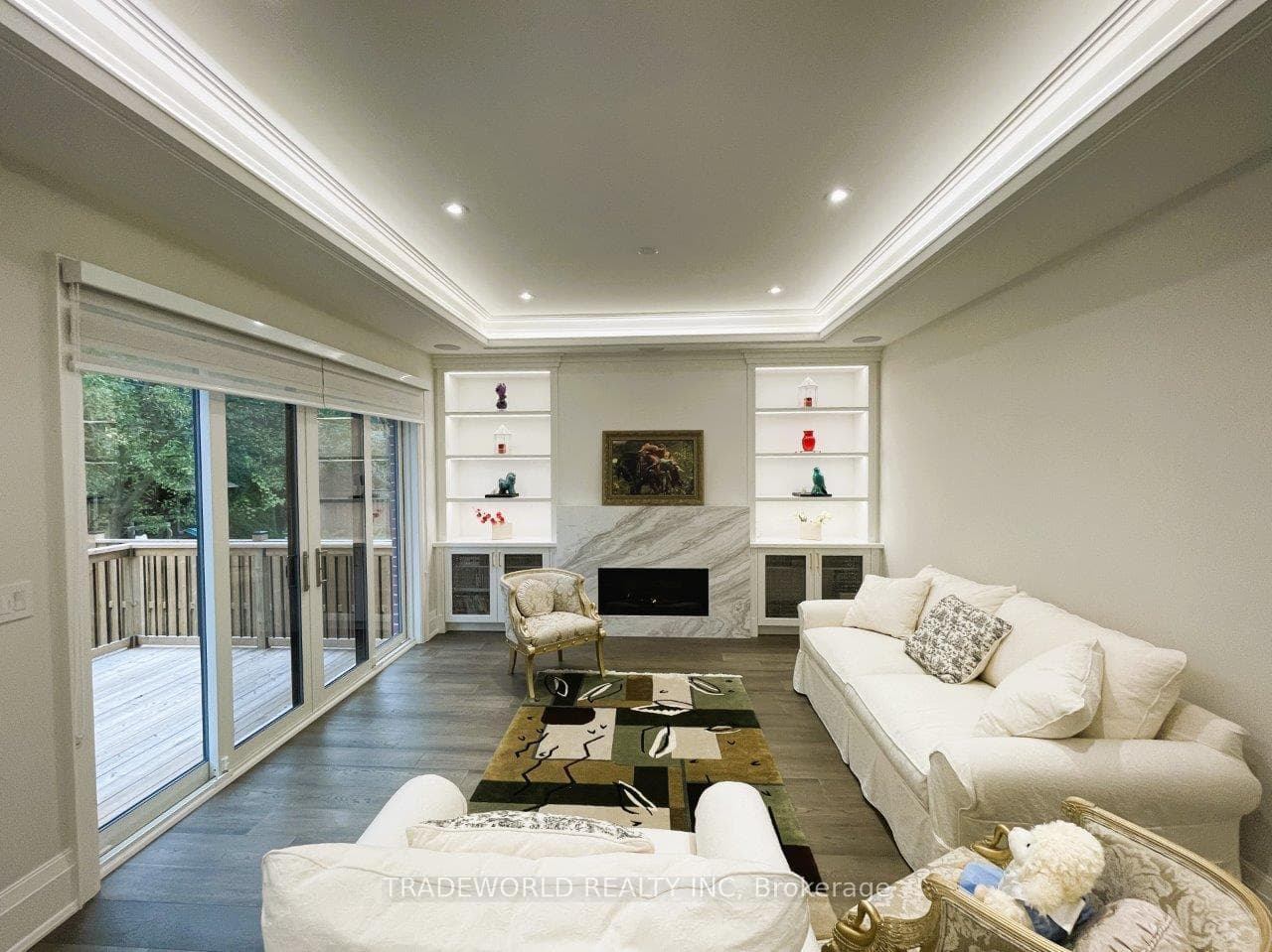 90 Fred Varley Drive photo 14