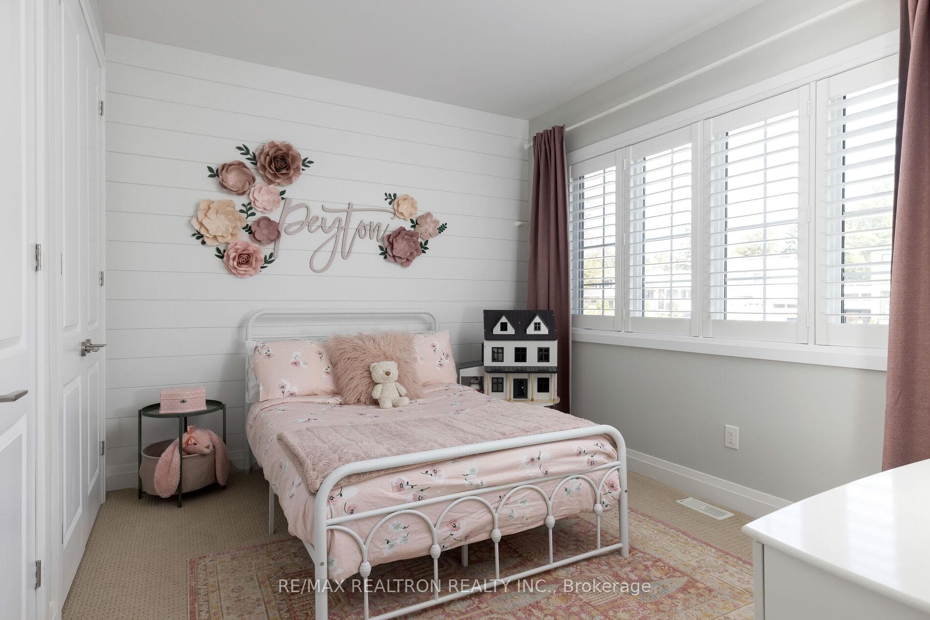 138 Roxborough Road photo 42