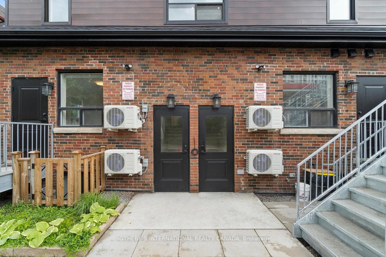 44 Larkin Avenue Unit D photo 16