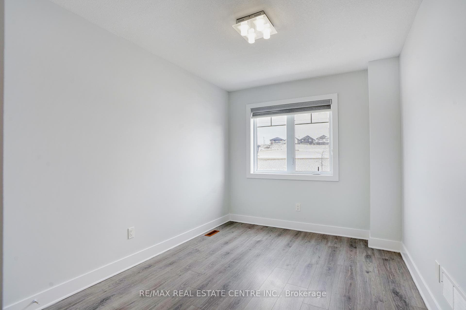2621 Holbrook Drive Unit 24 photo 32