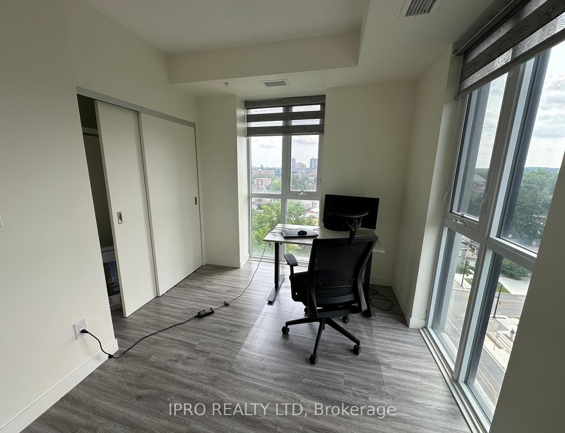 128 King Street Unit 1004 photo 7