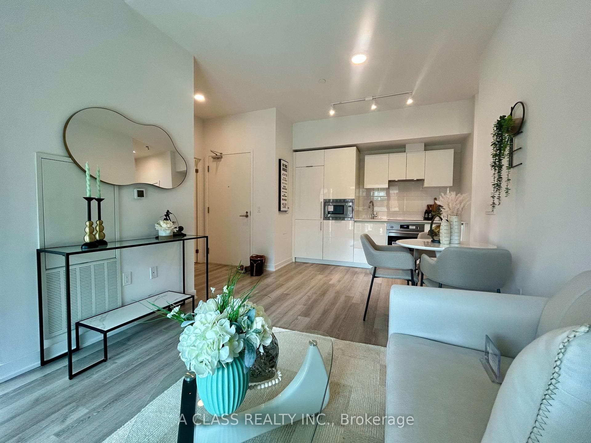 121 St Patrick Street Unit 1113 photo 10