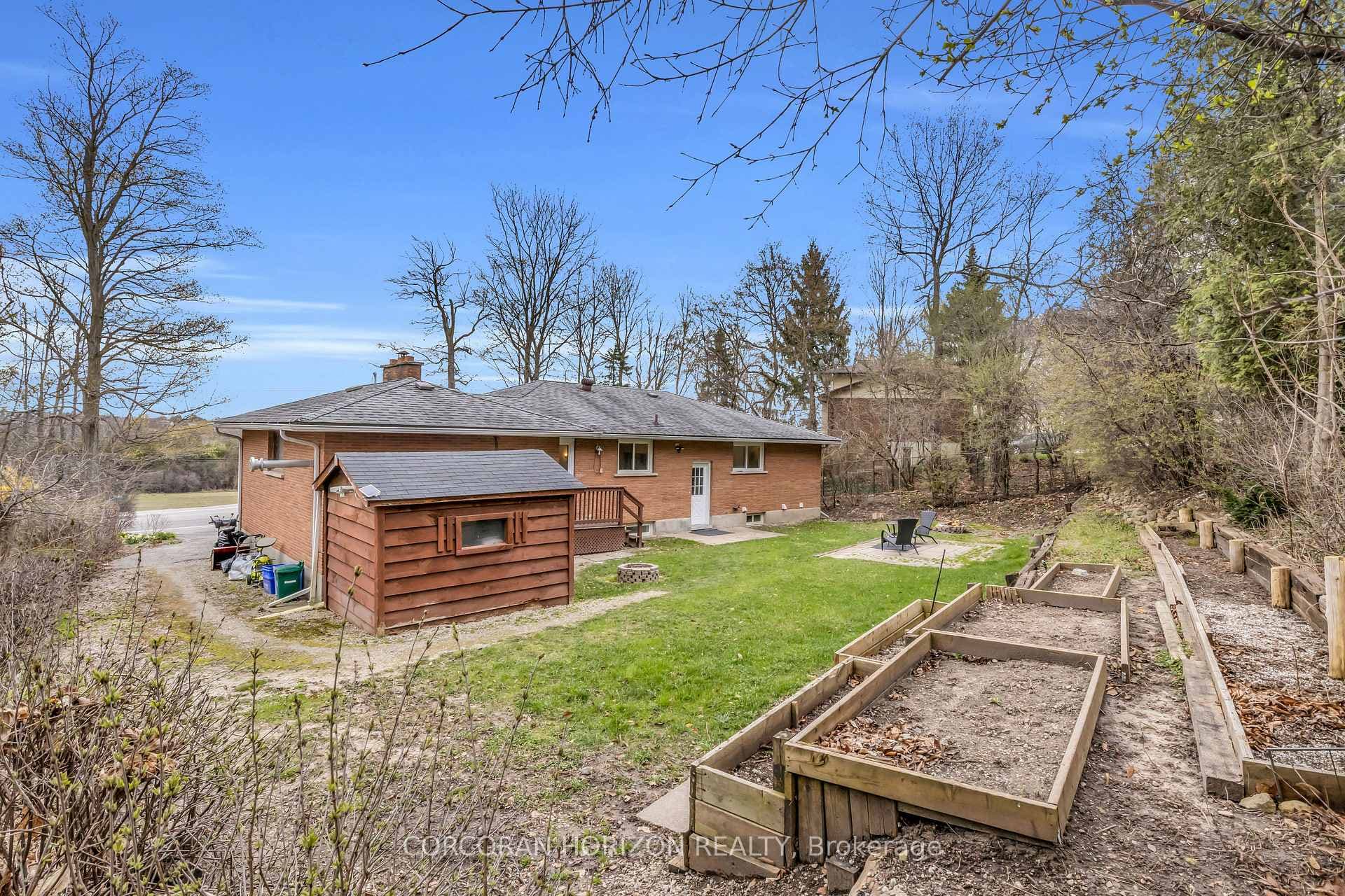 7226 Wellington Road photo 41