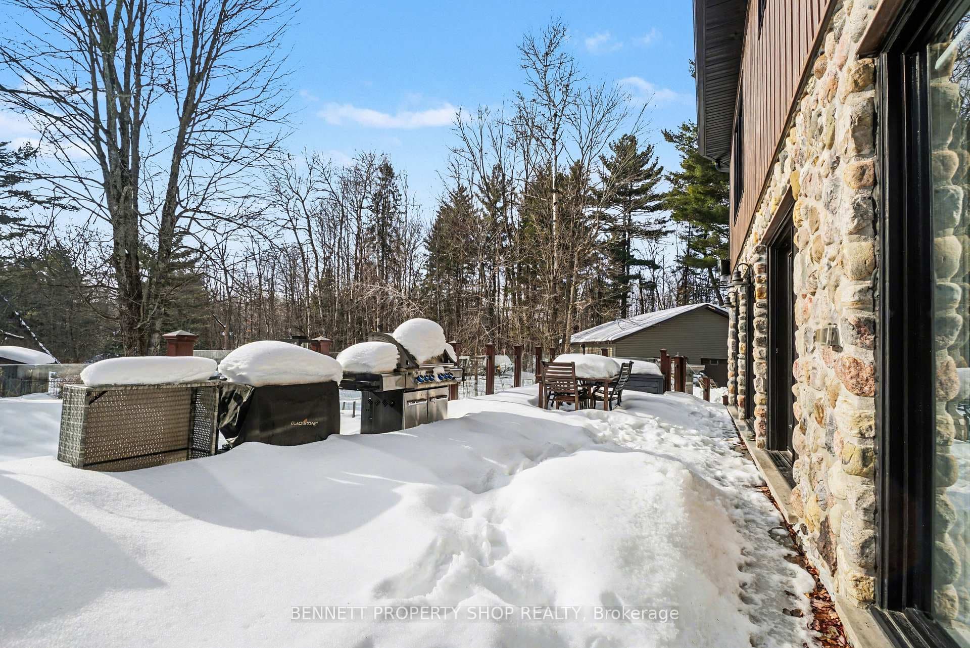 645 Canary Street photo 36