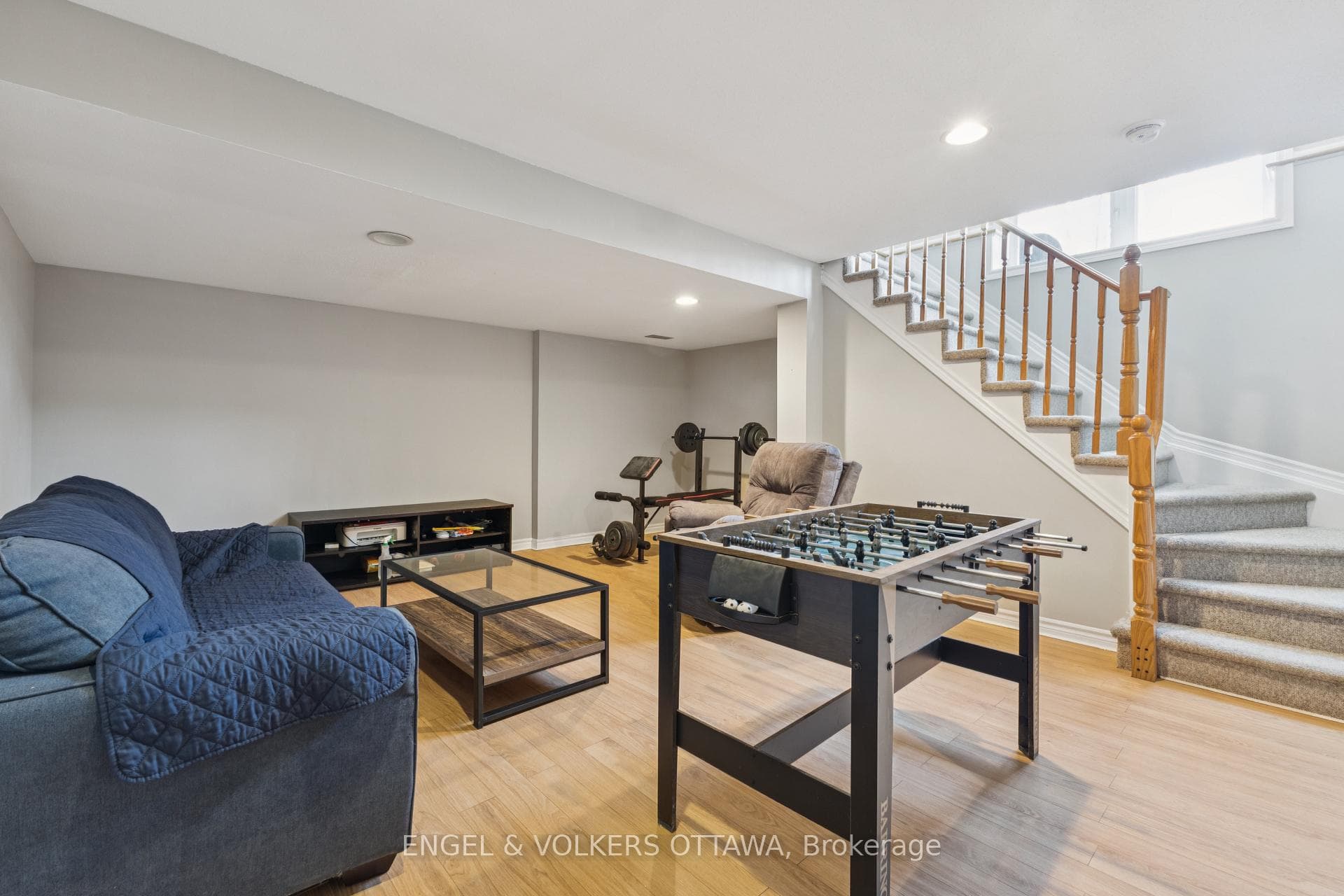 507 Salzburg Drive photo 27
