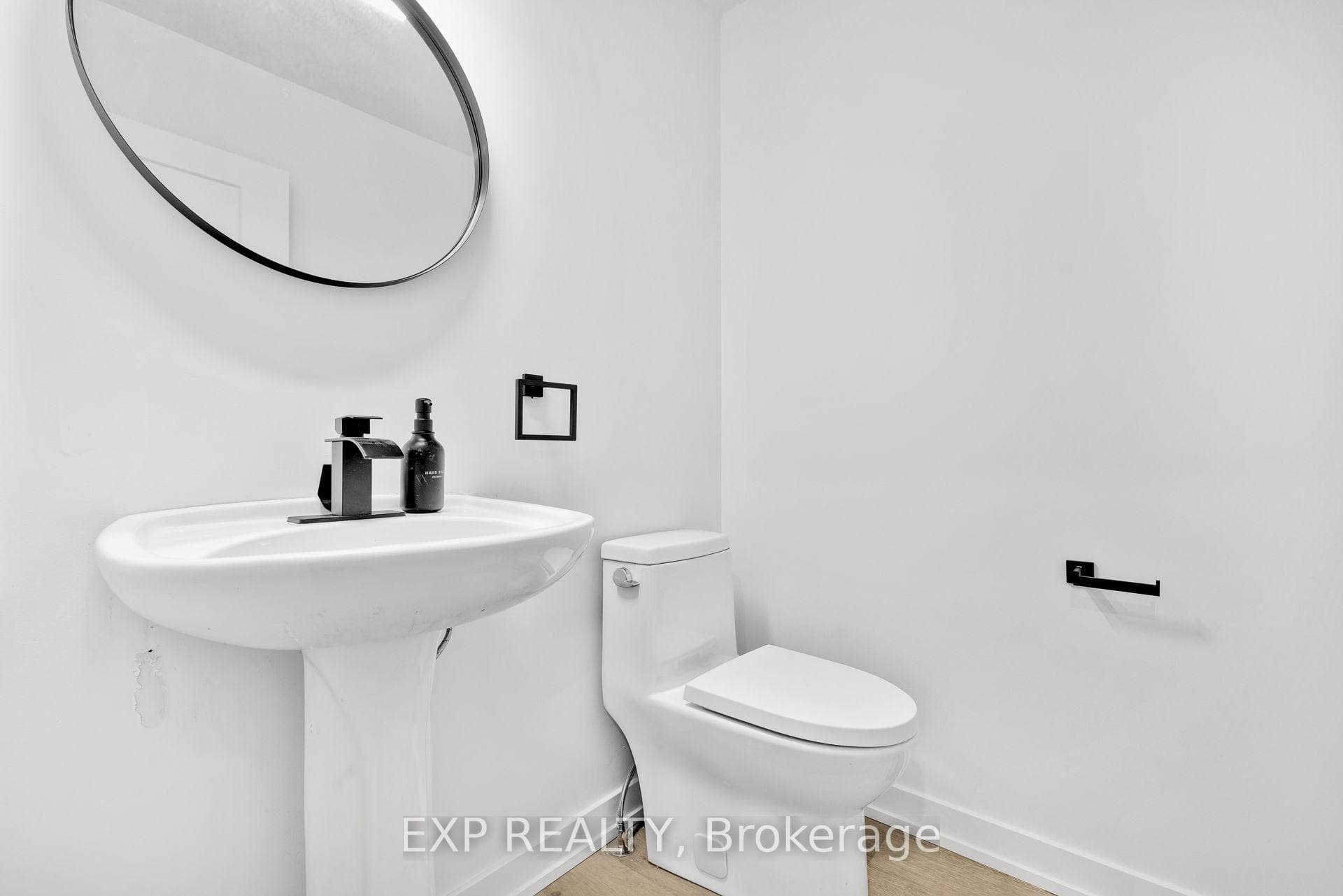 12 Marabrooke Street photo 7