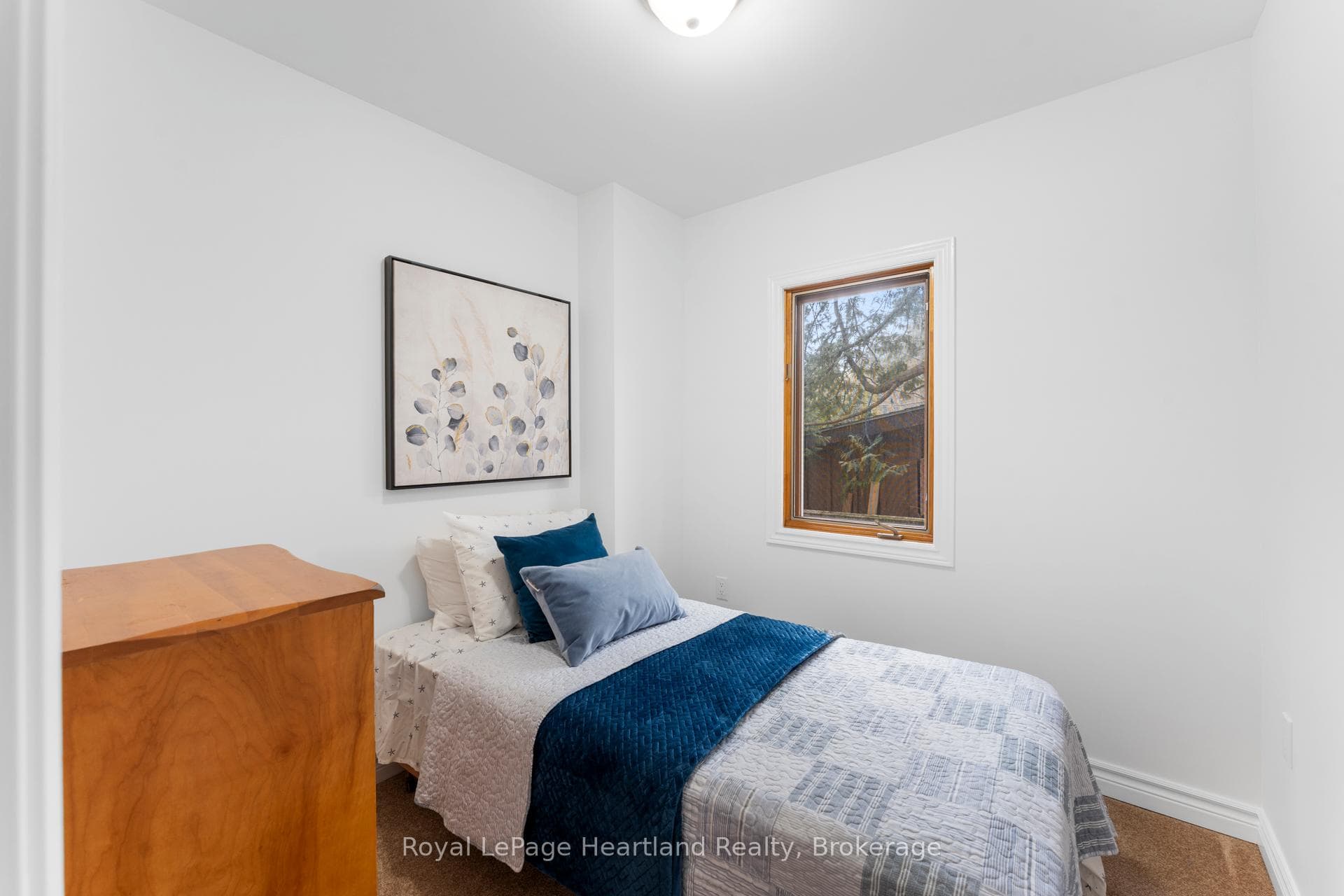 75587 Elliot Street photo 16