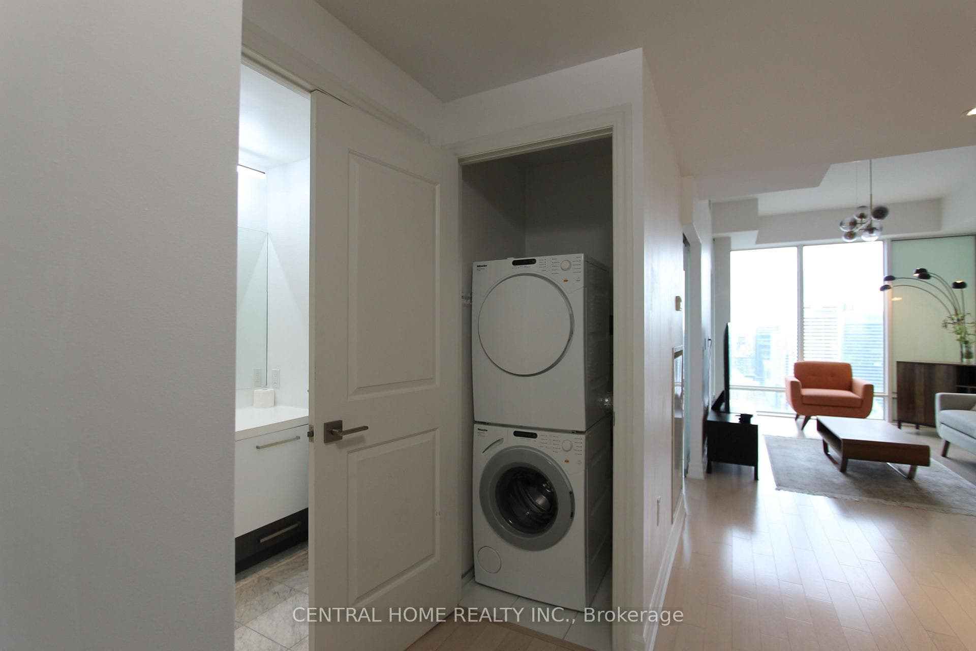 8 The Esplanade N/A Unit 5503 photo 20