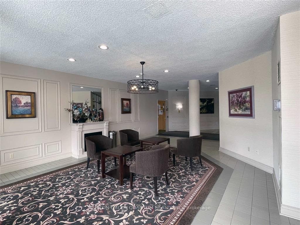 326 Major Mackenzie Drive Unit 616 photo 17
