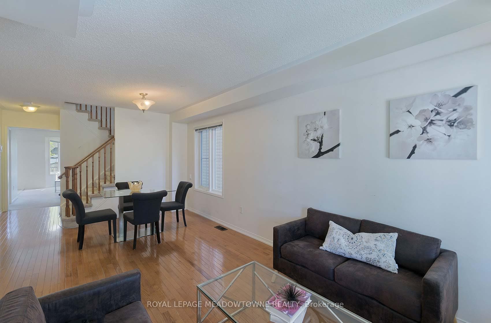 28 Norland Circle photo 17