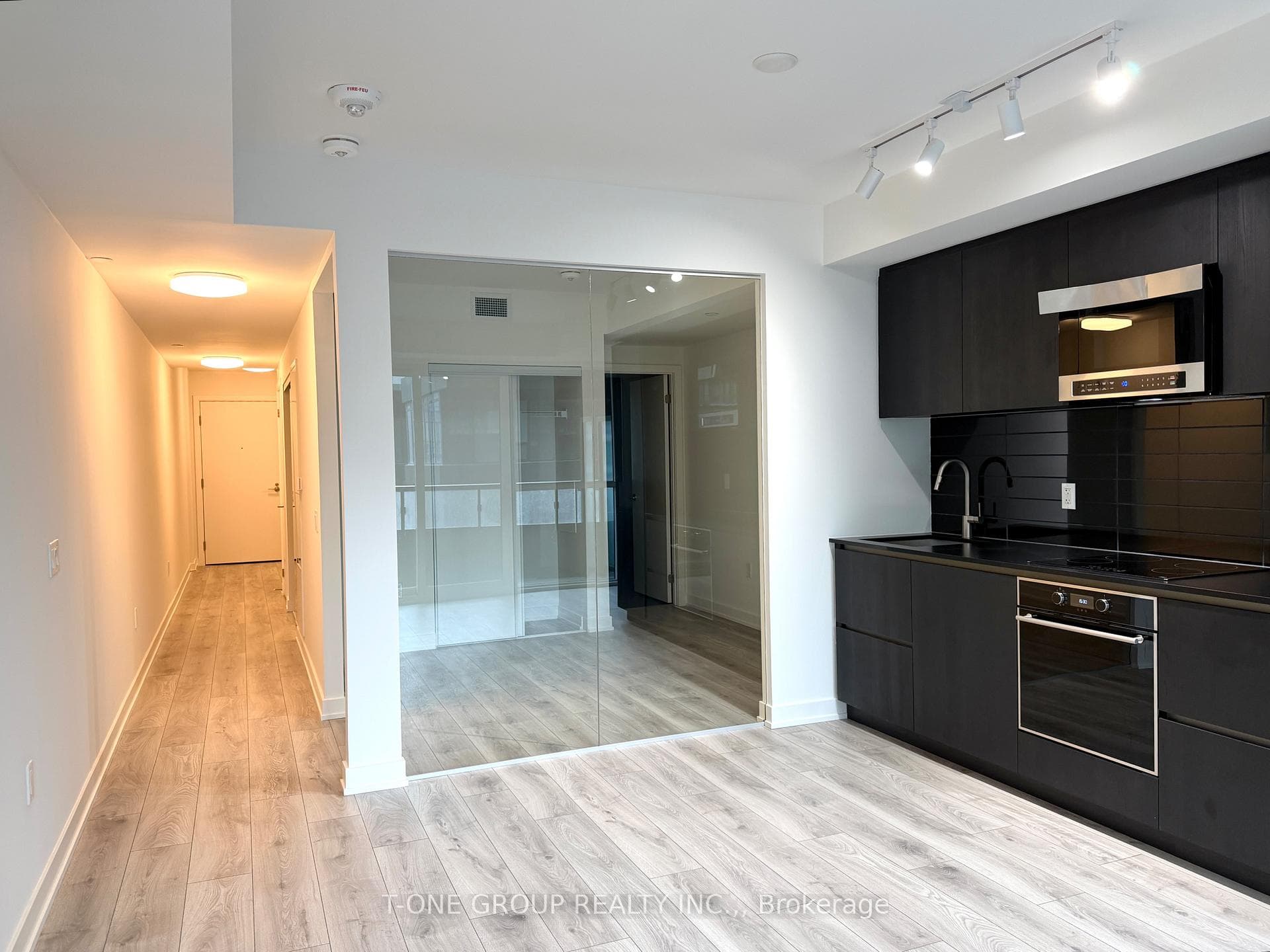 120 Broadway Avenue Unit 513N photo 1