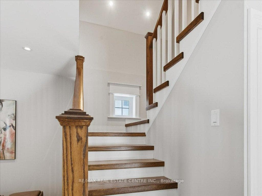 410 Oak Street photo 25