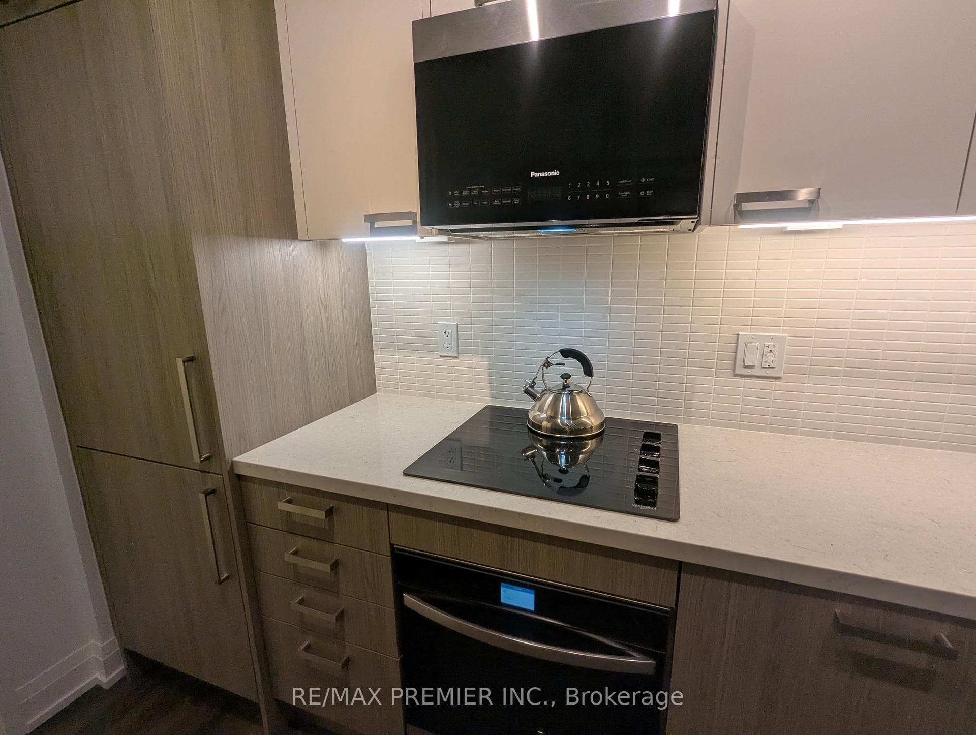 20 Soudan Avenue Unit 2611 photo 10