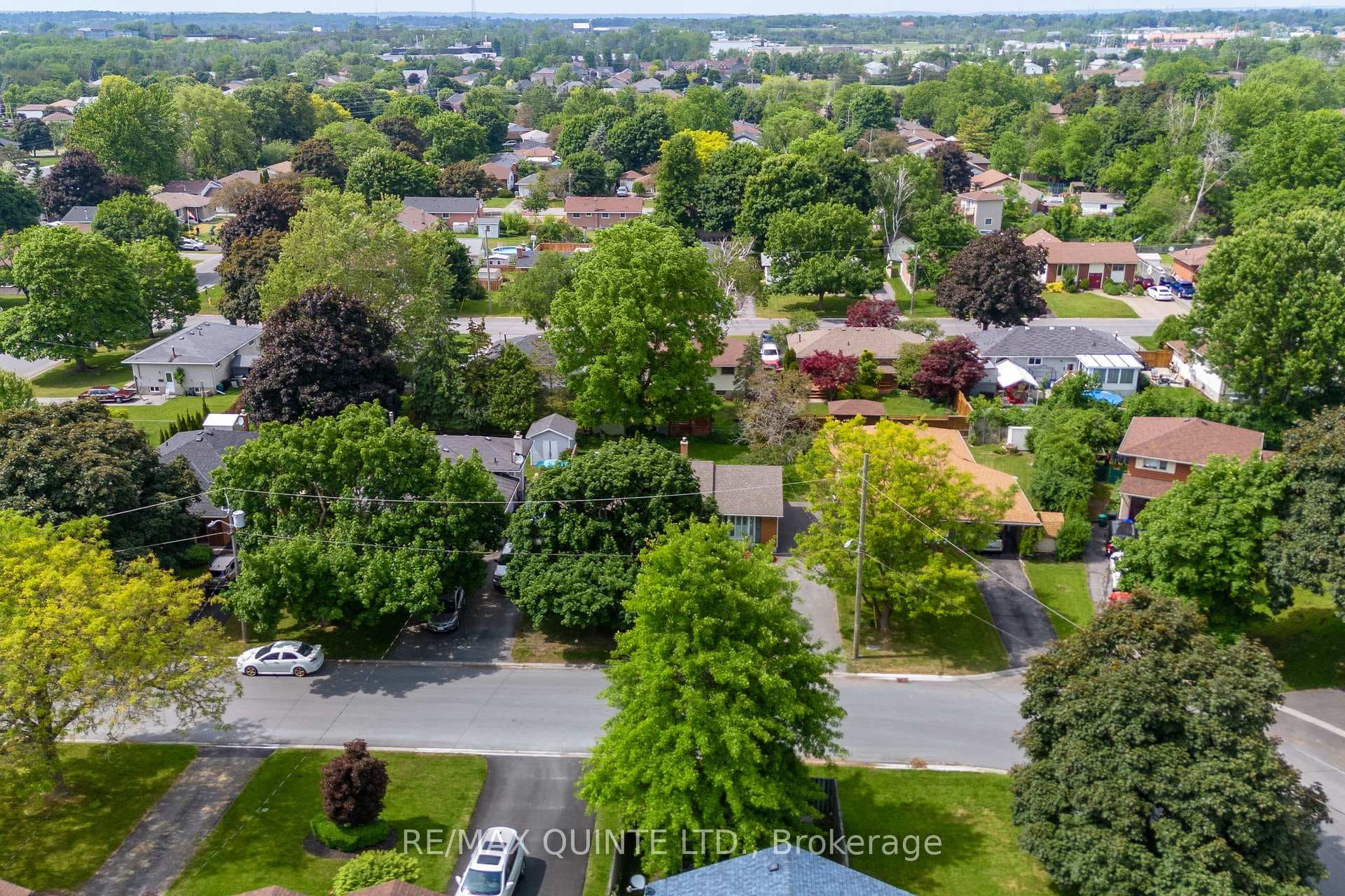 27 Thorncliffe Drive photo 38
