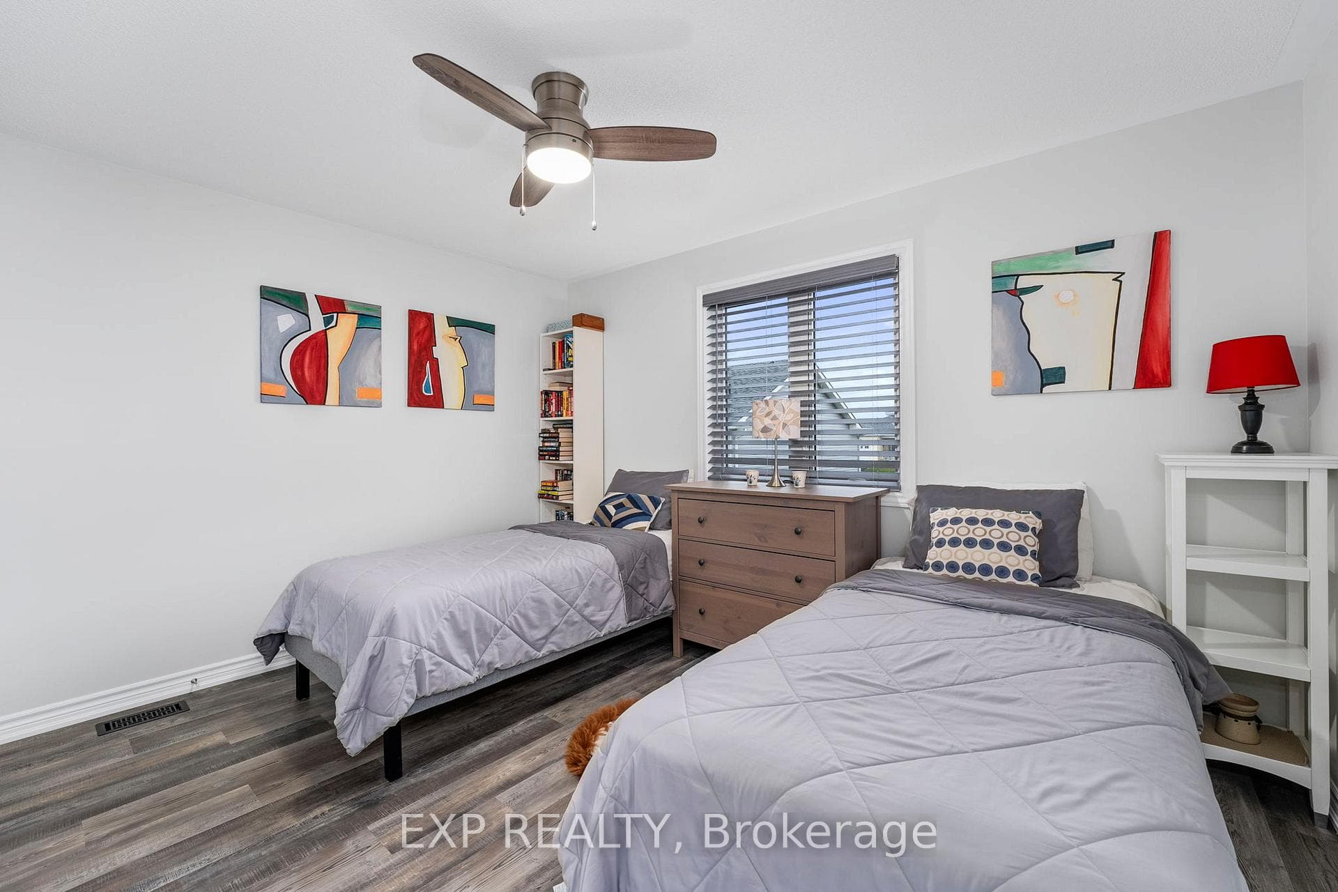 2nd Bedroom