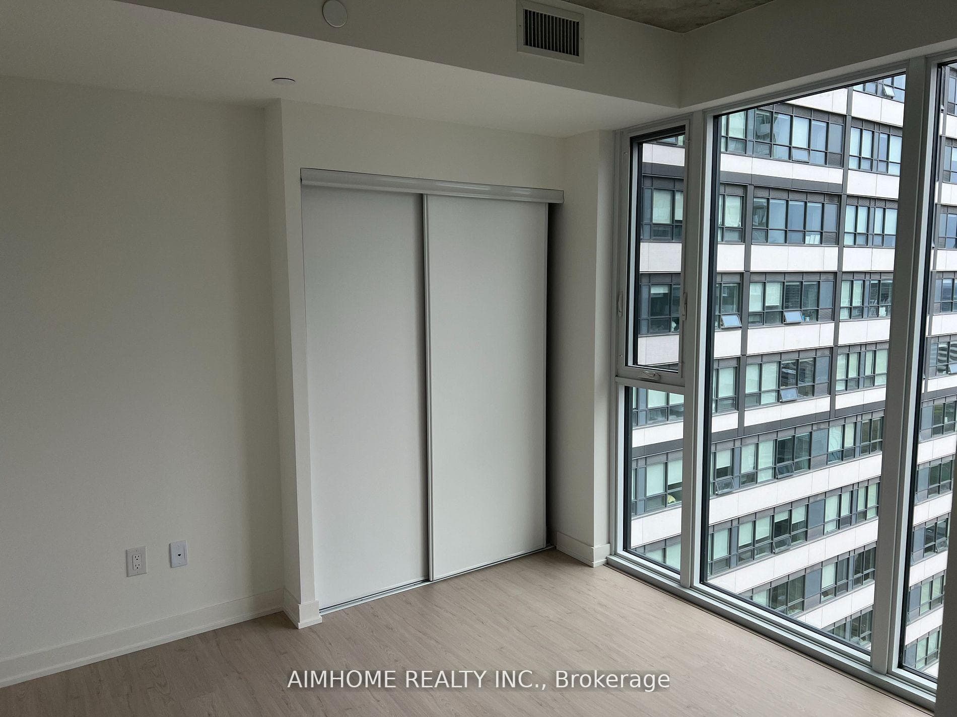 65 Mutual Street Unit 2509 photo 6