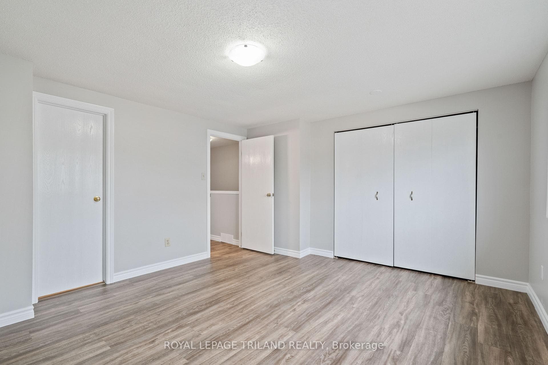 151 Bonaventure Drive Unit 24 photo 22