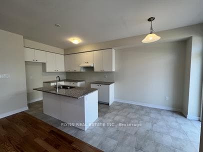 43 KEELSON Street photo 7