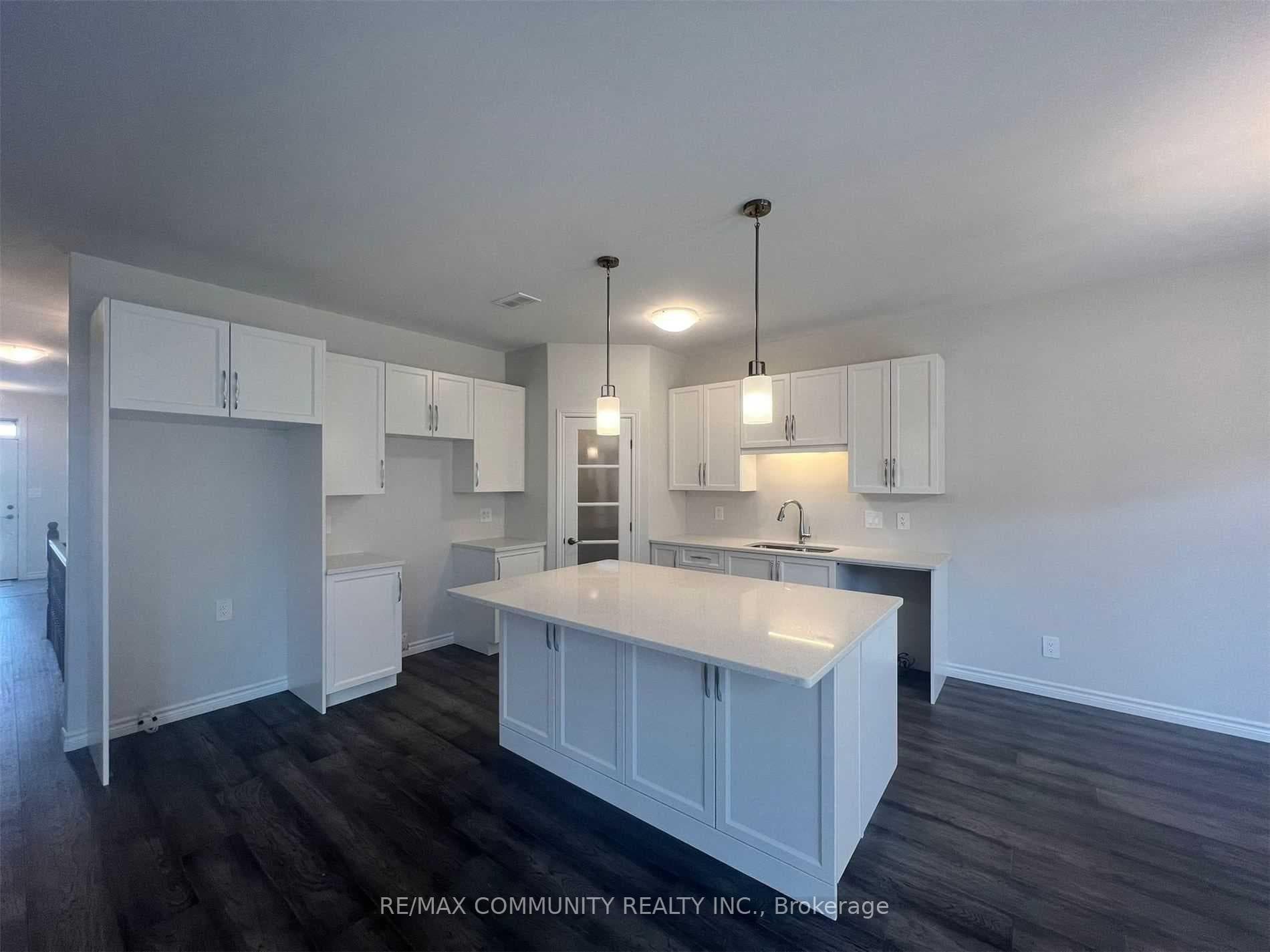 78 Riverstone Way Unit A photo 3