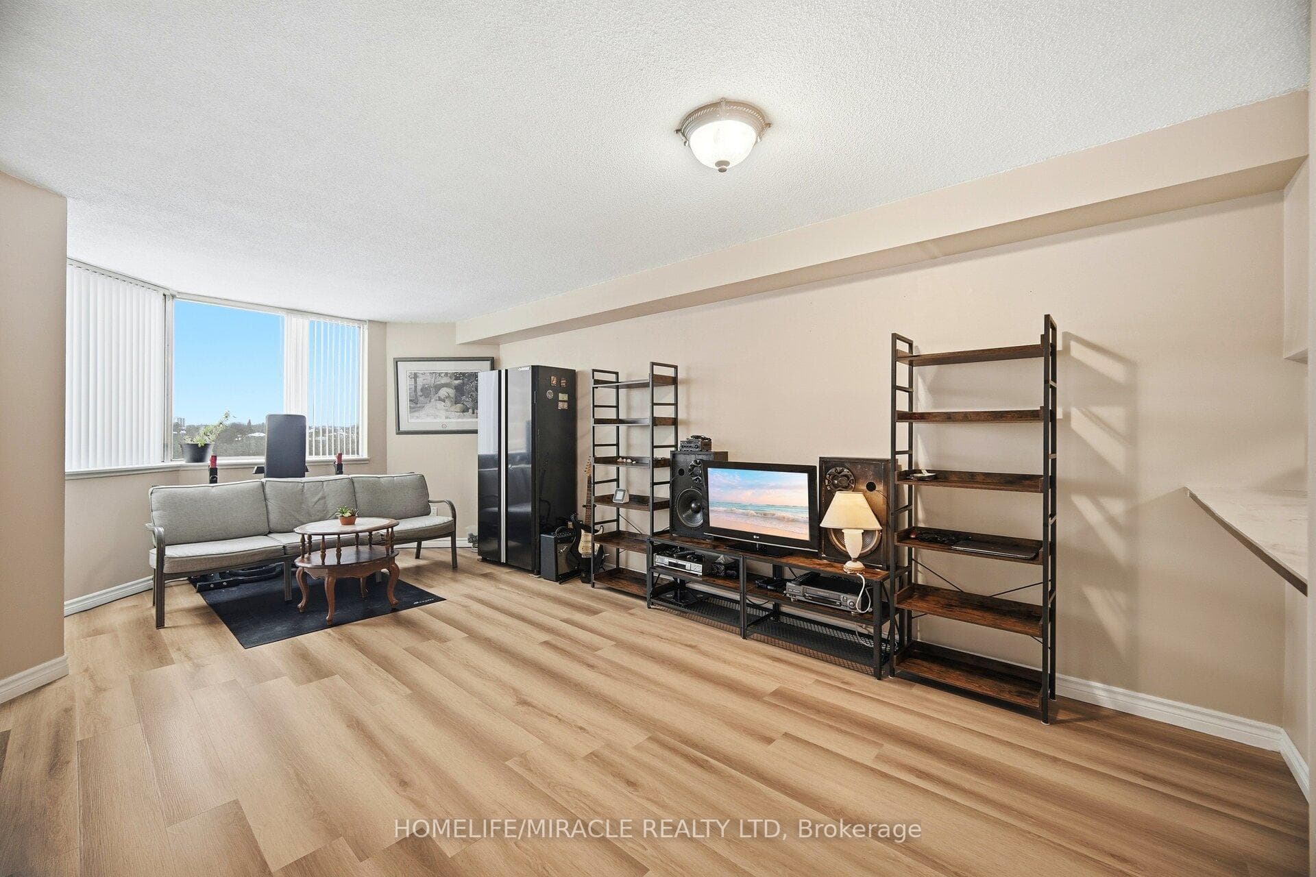 234 Albion Road Unit 610 photo 3