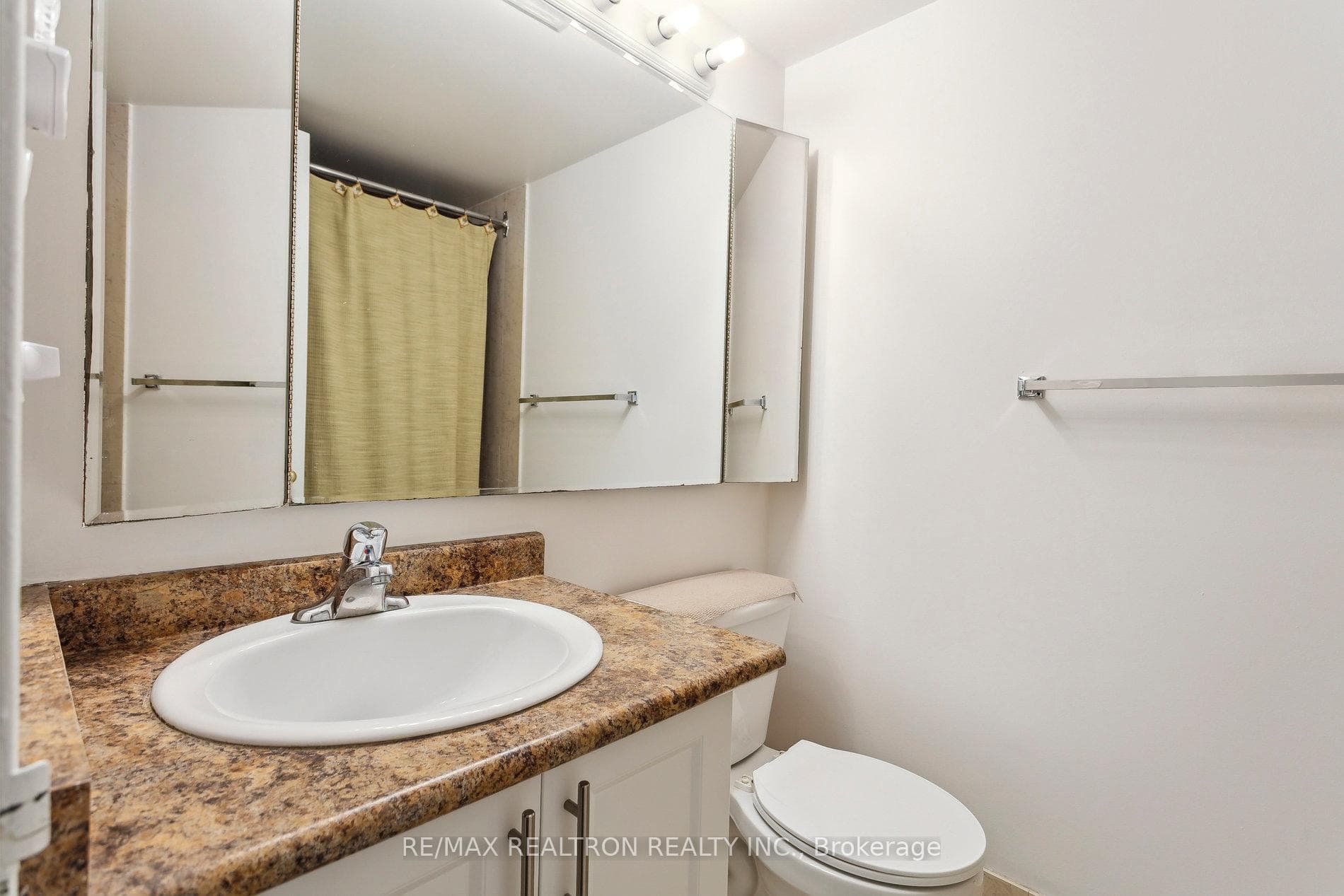 325 Webb Drive Unit 207 photo 20