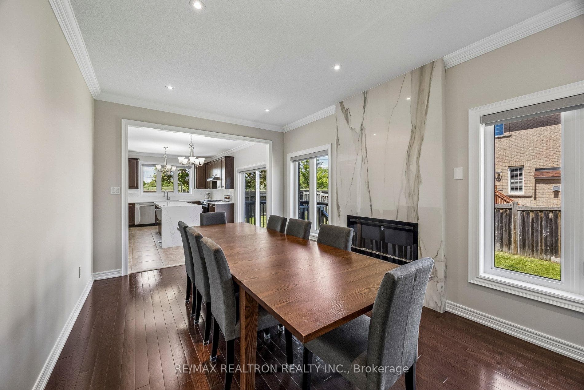 18 Hayfield Crescent photo 17