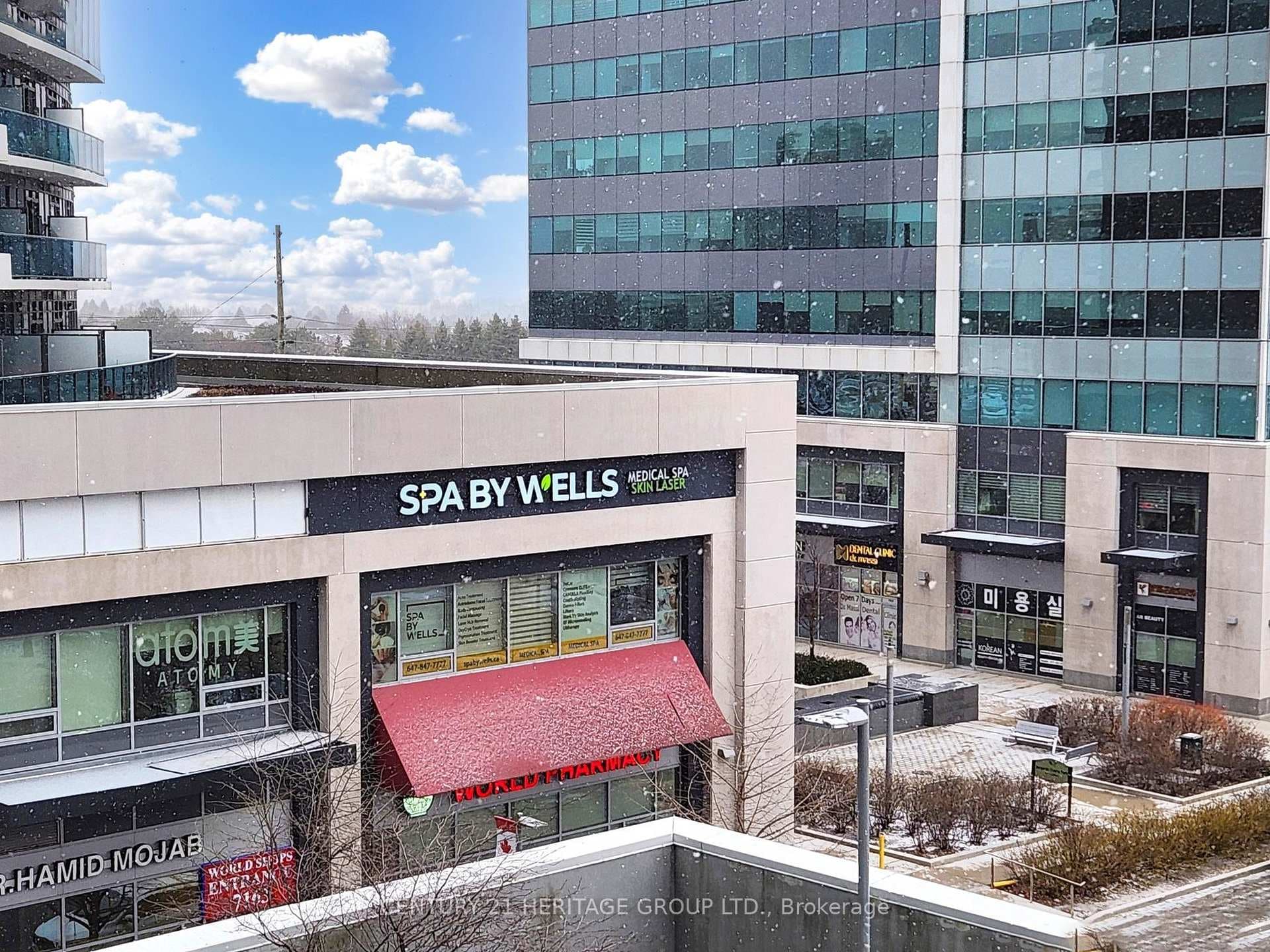 7165 Yonge Street Unit 535 photo 38