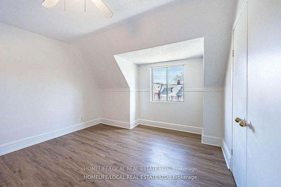 280 St Clarens Avenue photo 30