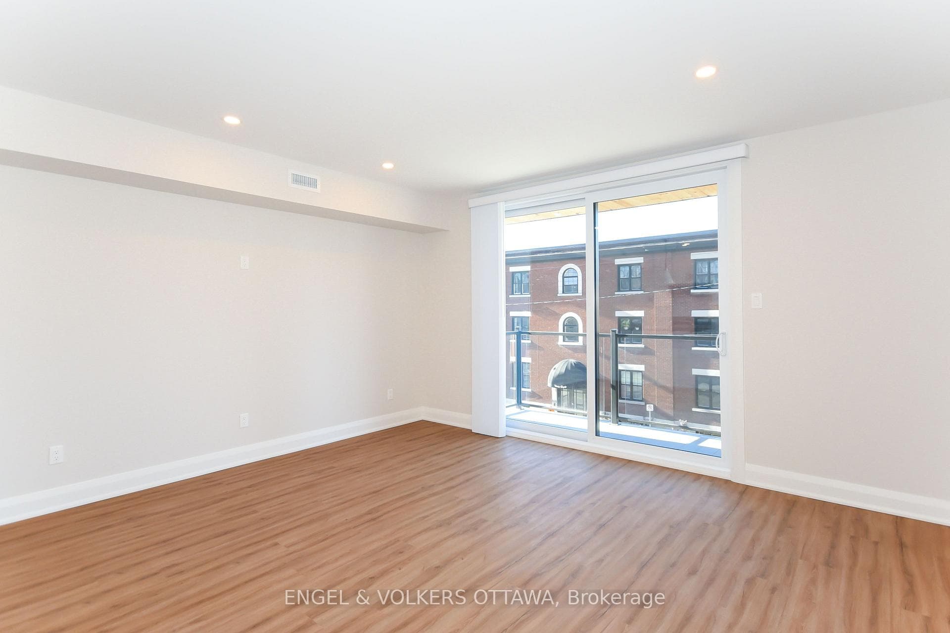 35 Monk Street Unit 6 photo 10