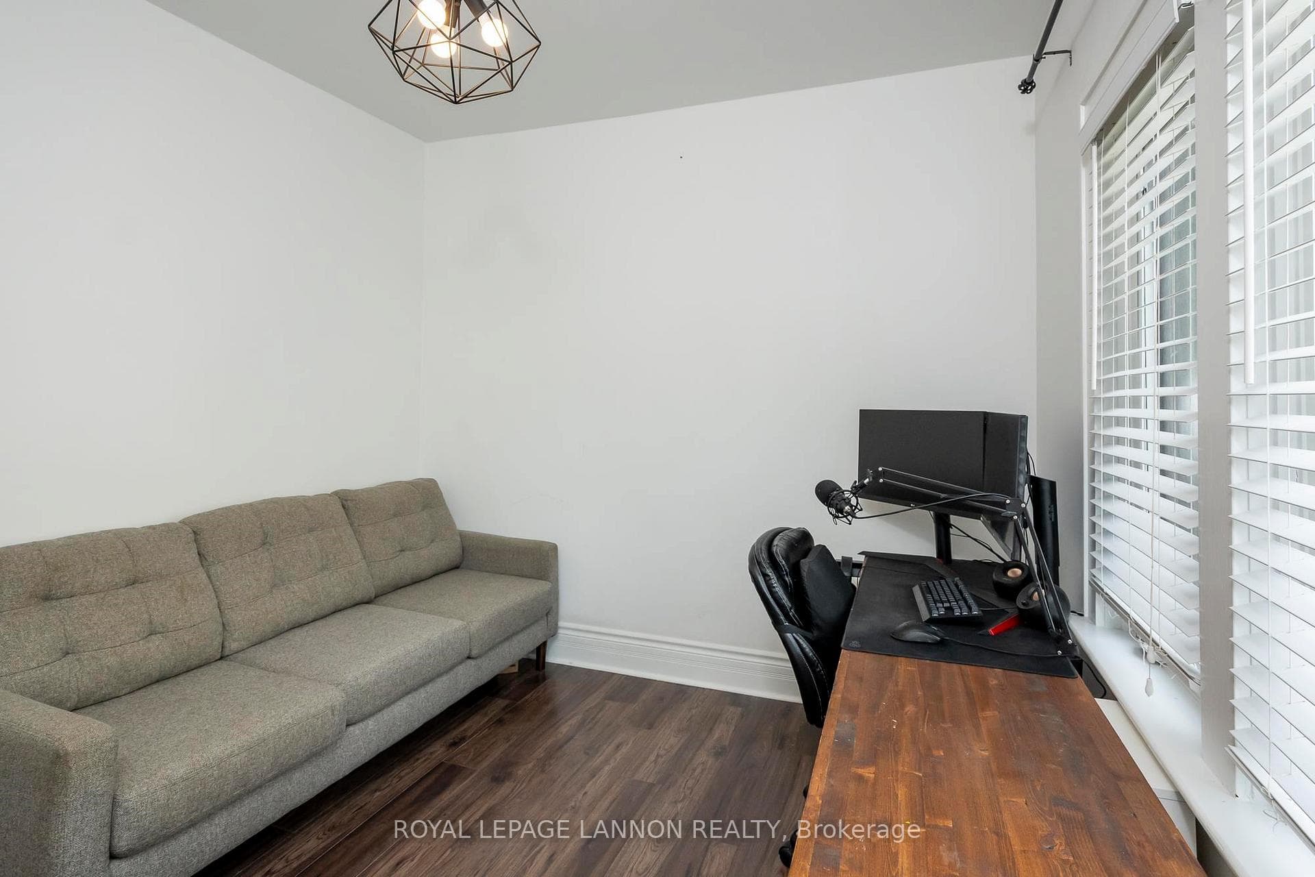 275 Harrington Avenue photo 20