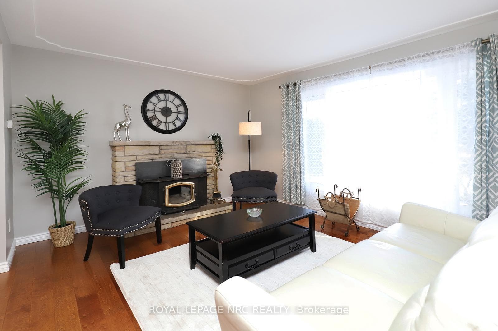 5131 Charles Street photo 6
