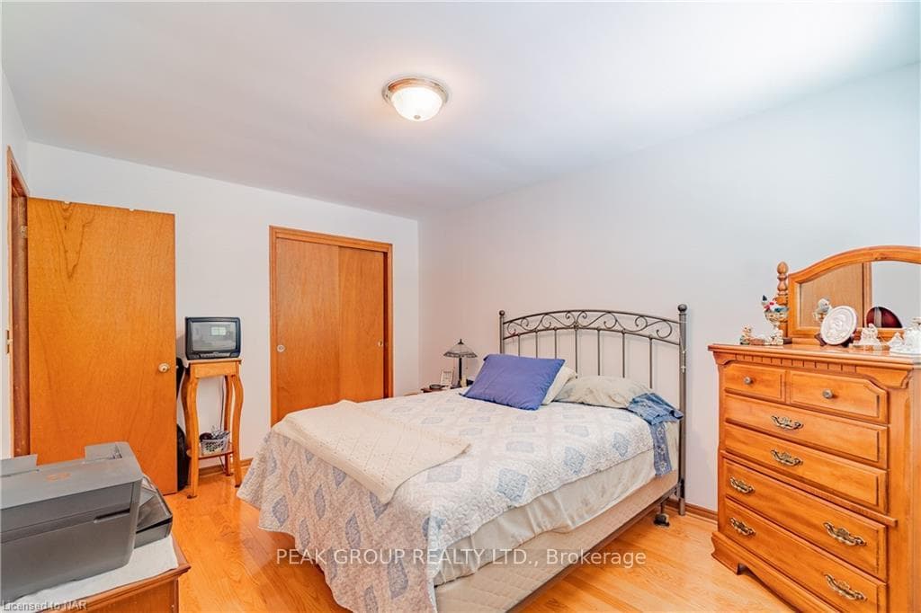 7180 Freeman Street photo 15