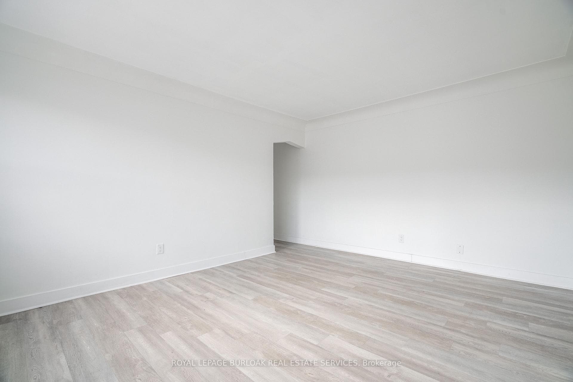169 Park Row Unit 6 photo 3