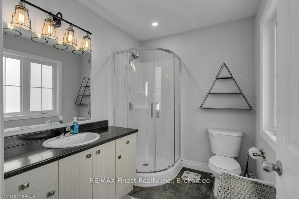 216 PRATT Drive photo 24