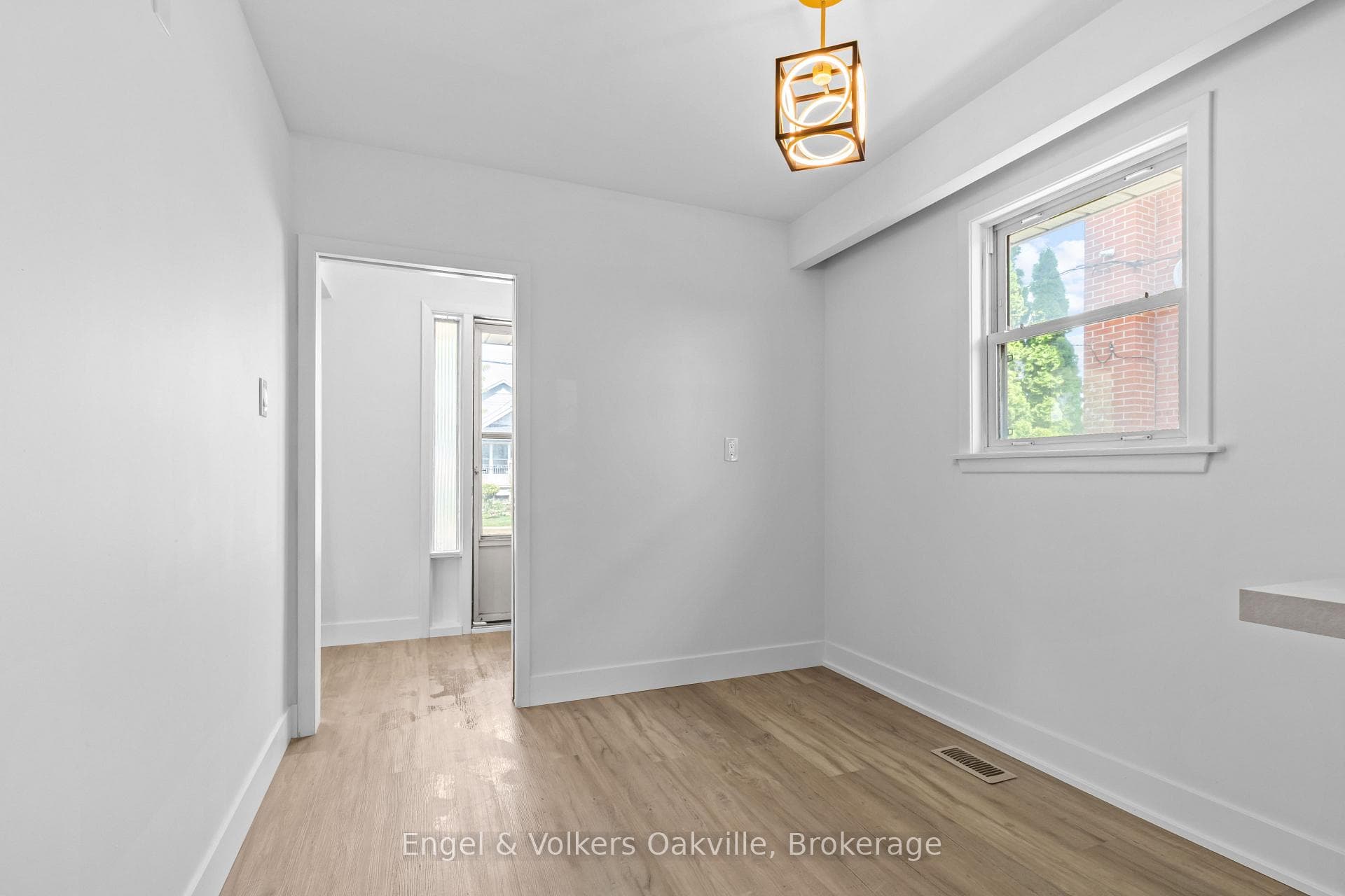939 Glencairn Avenue photo 5