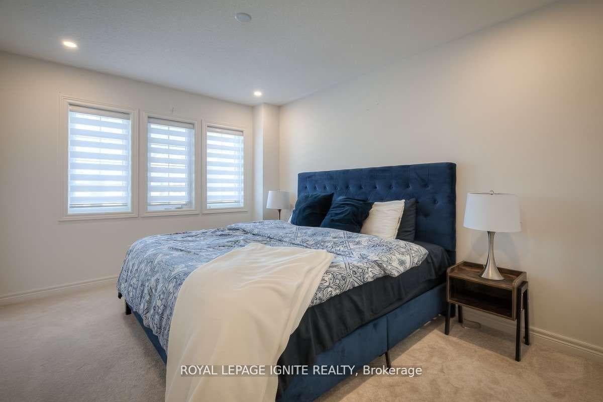 2524 Bandsman Crescent Unit Main photo 15