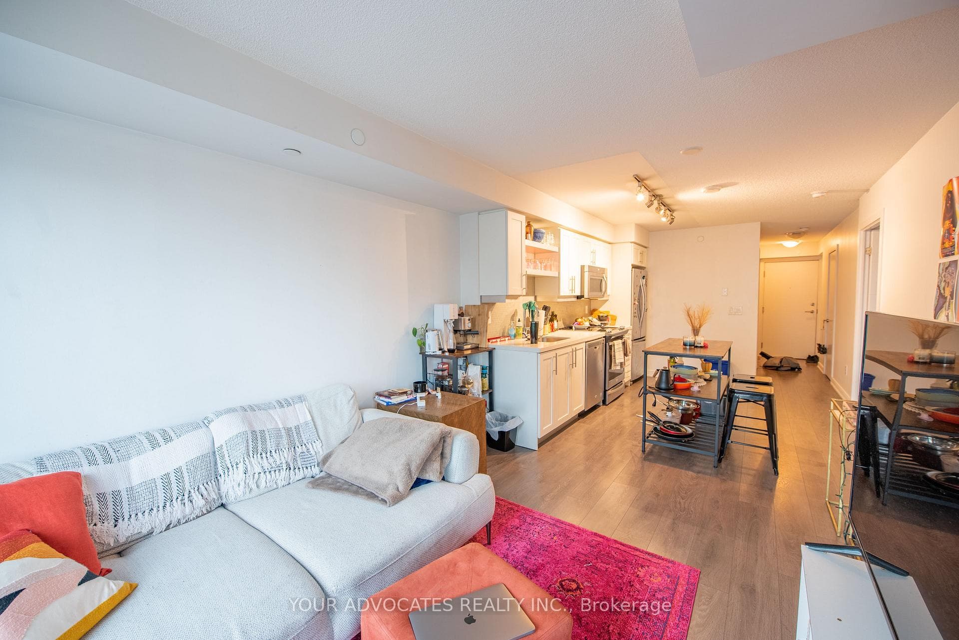 525 Adelaide Street Unit 509 photo 5